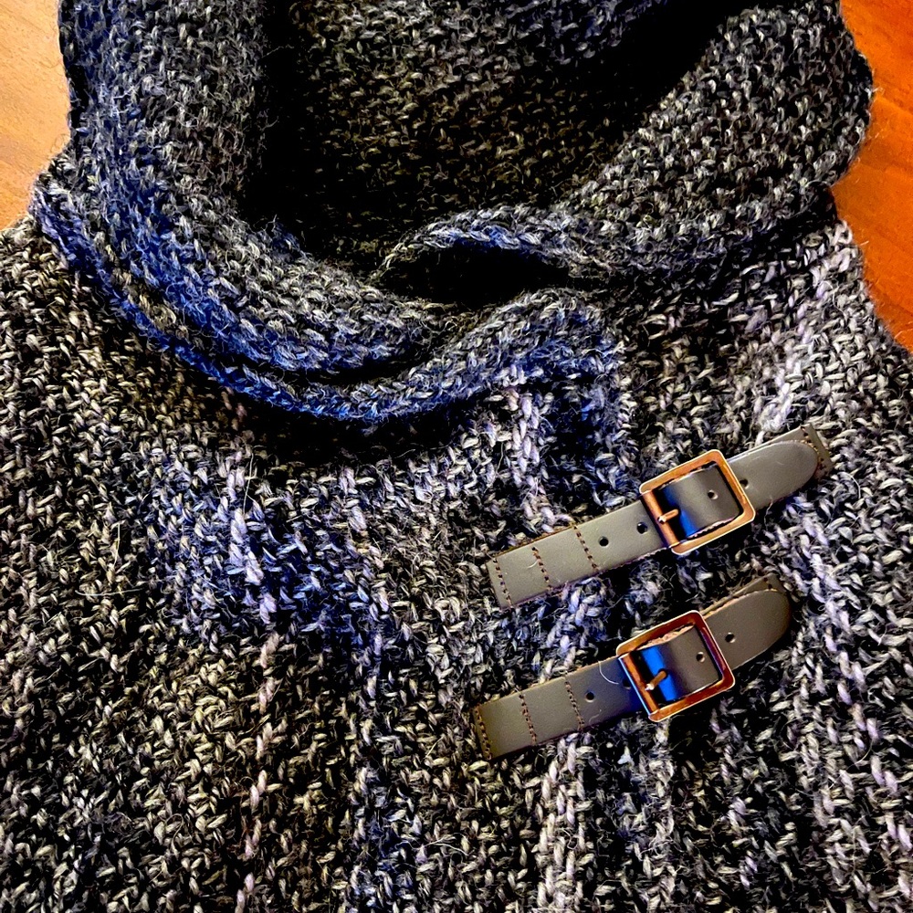 Beautiful wool poncho from Ireland
